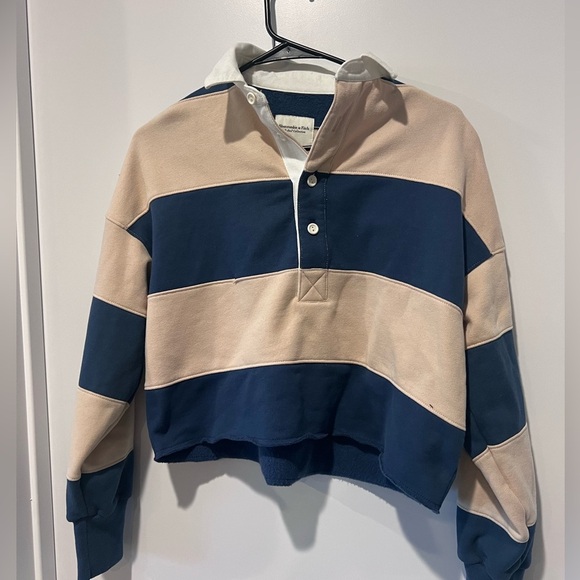 Abercrombie and fitch top - Picture 1 of 4